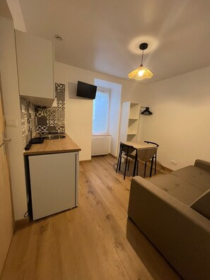 星評価なしの画像、2 / 9、ボタン