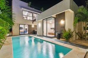 Outdoor pool - Tulum Elegant 5-bedroom Private Villa-Pool-Rooftop-Gated-24/7 Security (Tulum)