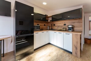Fridge, microwave, oven, stovetop - Casa Crystal Istria (Peroj)
