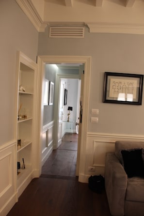 Interior - Holy Spirit Suite: Chic & Quiet (Firenze)