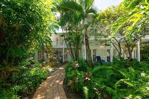 Terrace/patio - The Green Hour | 5BR Casa Marina Estate w/ Private Pool & Outdoor Kitchen (Key West)