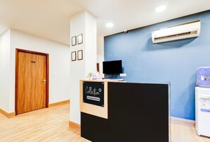 House | Reception - Super Deluxe Roombharat's Heritage (New Delhi)