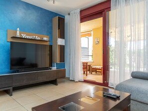 TV - Vila Romana by Interhome (Mont-Roig del Camp / Golf Bonmont)