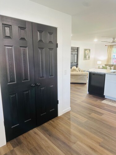 SageHallow.Spacious newly remodeled 2b 2b 8 miles from Brewton Parker University