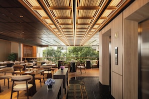 Dining - The Auberg Collection Hotel (Ben Thanh Ward)