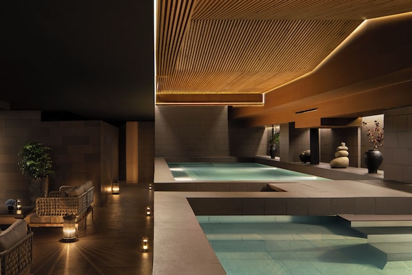 Pool - The Auberg Collection Hotel (Ben Thanh Ward)