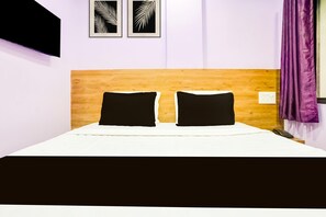 House | 1 bedroom - Super Deluxe Twin Roomhotel Shiv Sai (Nashik)