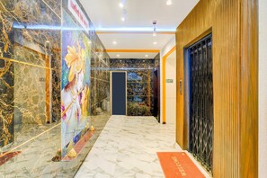 House | Interior - Super Deluxe Twin Roomhotel Shiv Sai (Nashik)