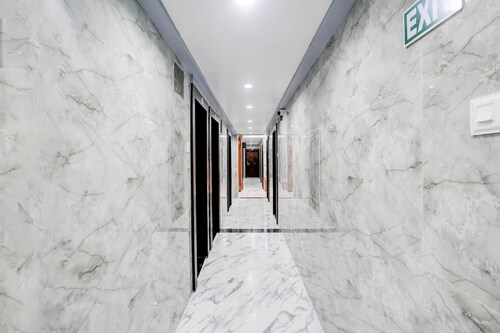 Super Deluxe Twin Roomhotel Shiv Sai