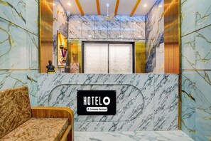 House | Reception - Super Deluxe Twin Roomhotel Shiv Sai (Nashik)