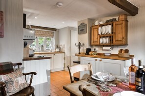 Dining - Miners Cottage -  sleeps 4 guests  in 2 bedrooms (Bakewell)