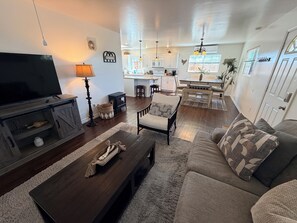Smart TV y chimenea