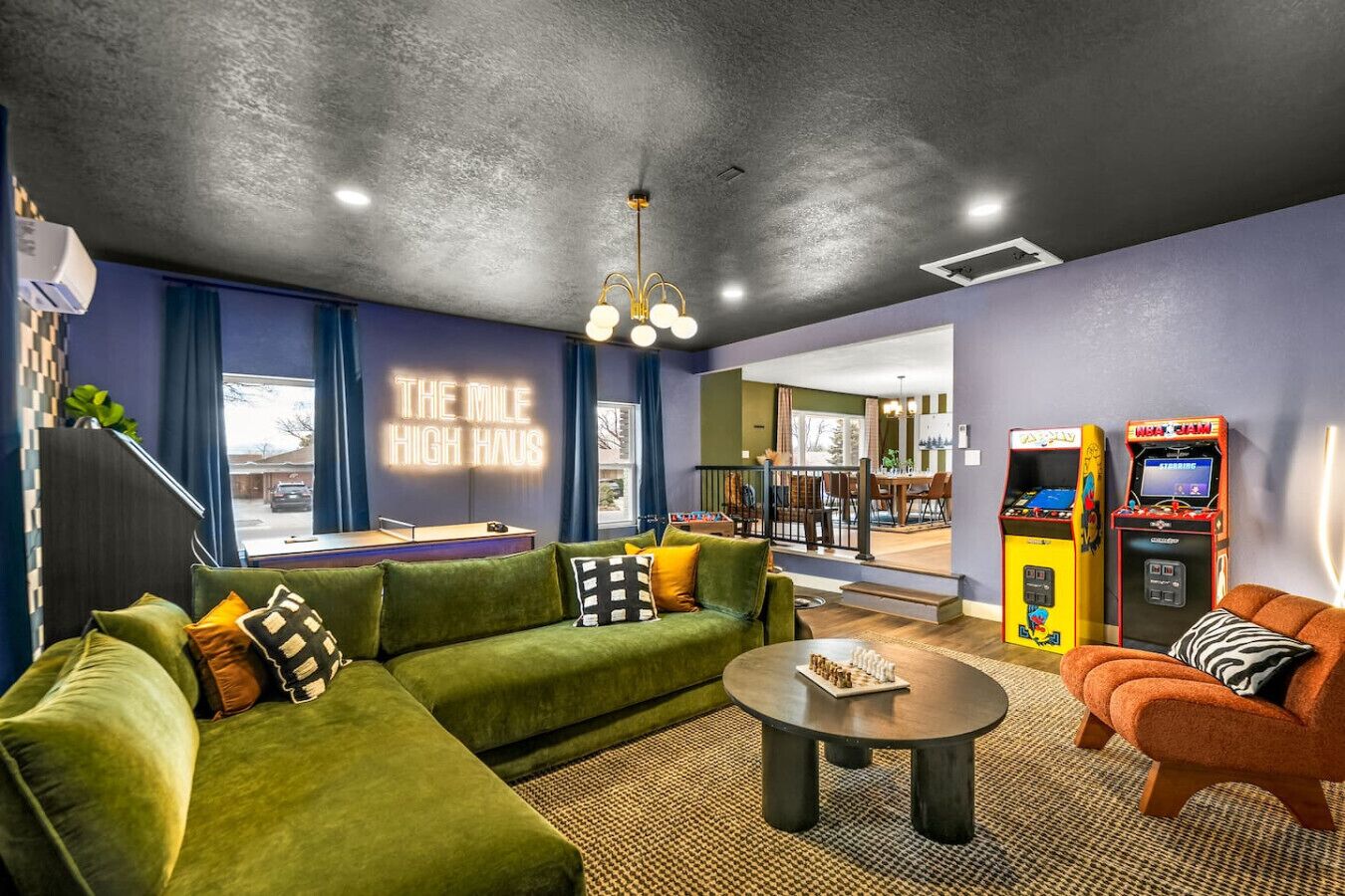 Marigold Getaway | 5br | Hot Tub + Prime Location - Denver, CO