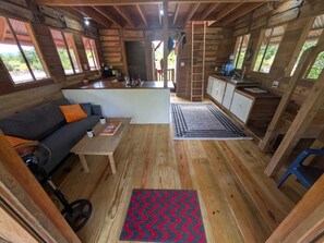 Oklassificerad bild, 2 av 18, knapp