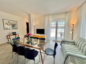 Apartment, 3 Bedrooms, Balcony, City View | Living room - Lignano Top-floor Flat Near Center (Lignano Sabbiadoro)