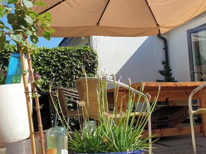 Terrace/patio - Island Retreat (Colchester)