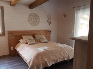 Iron/ironing board, bed sheets - Beautiful villa on the Palombaggia road (Porto-Vecchio)