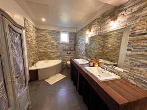 Hair dryer, towels - Beautiful villa on the Palombaggia road (Porto-Vecchio)