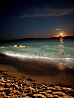 Unclassified image, 2 of 19, button - Vrbo Property (Porto-Vecchio)