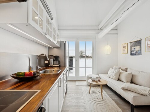 "Yaris" - 4.5km from the sea by Interhome