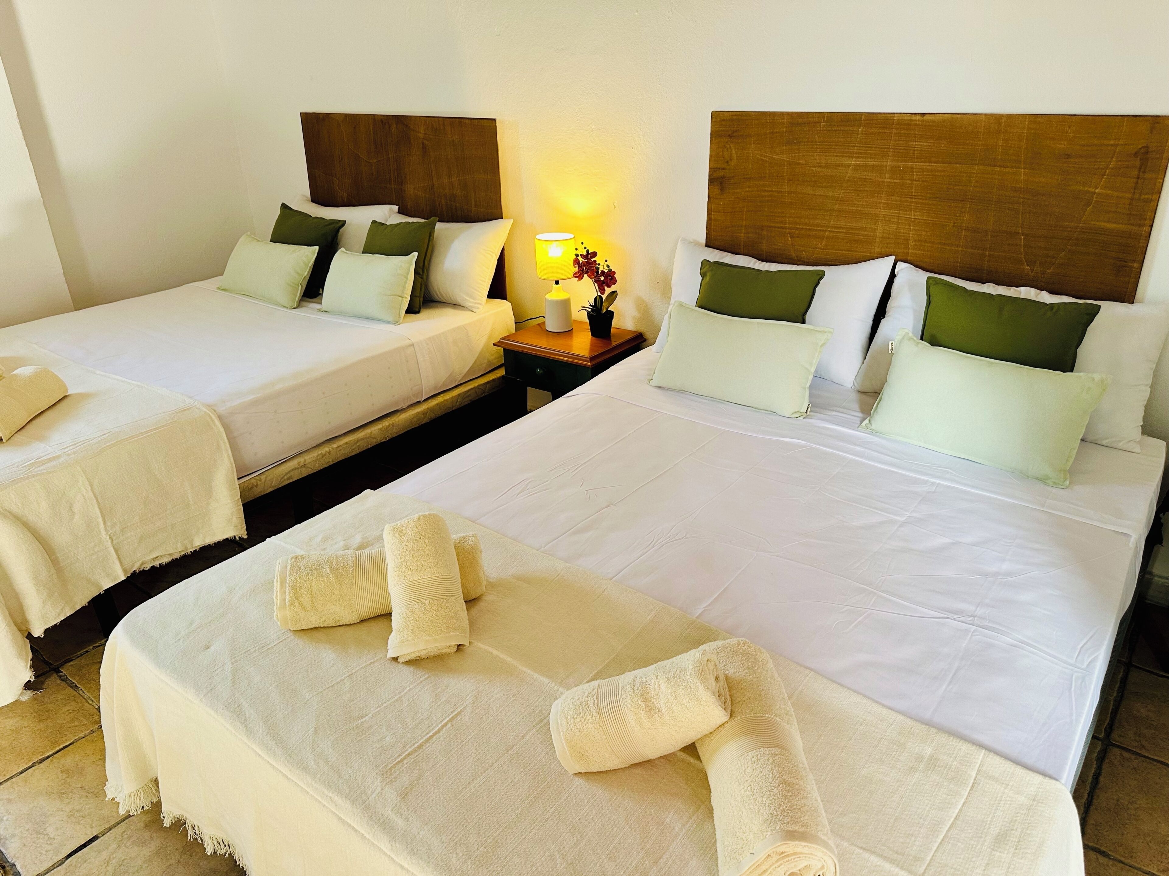 WiFi, bed sheets
