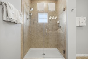 House, Multiple Beds (Sandy Feet Retreat at Lost Key Villas) | Bathroom - Sandy Feet Retreat at Lost Key Villas (Pensacola)