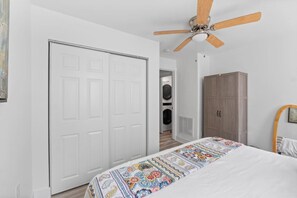 Room - Benton Park Hideaway - 1S (St. Louis)