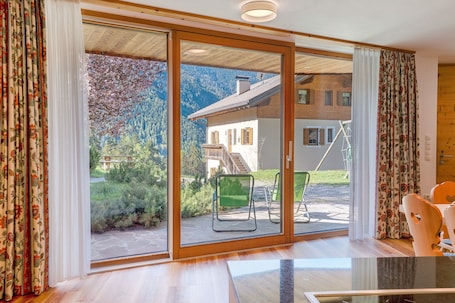 Interior. Chalet 'Petrunderhof Sommertraum' with Mountain View, Shared Terrace and Wi-Fi