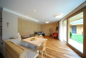 Immagine non classificata, 2 di 14, pulsante