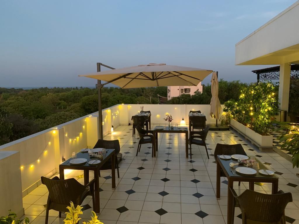 รับประทานอาหารกลางแจ้ง