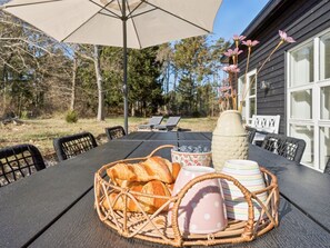 Outdoor dining - "Svenja" - 300m from the sea by Interhome (Nexø)