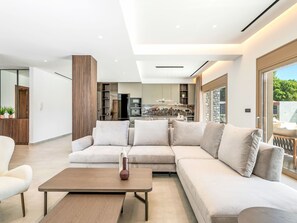 TV - Ruby Paradise by Interhome (Rhodes)