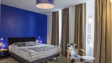 Quarto casal superior, para não fumantes, vista para a montanha