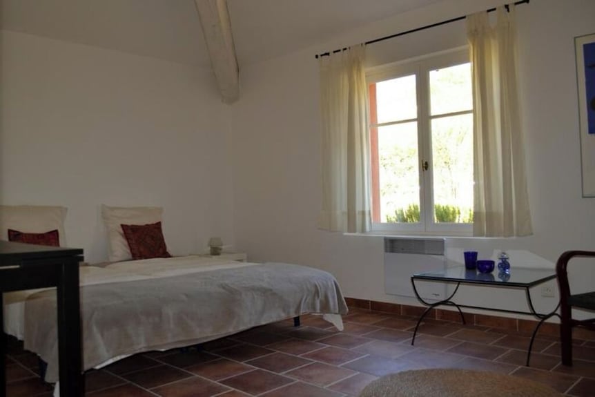 Wunderschöne Provenzalische Villa Auf Einem Ruhigen Privatgrundstück - Tourtour