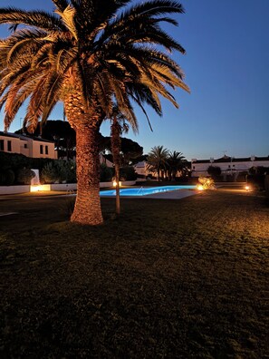 Outdoor pool - HOUSE PALS BEACH GARDEN SWIMMING POOL AIR CONDITIONING (Pals)