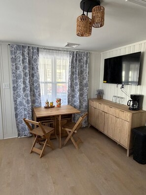 Immagine non classificata, 3 di 8, pulsante