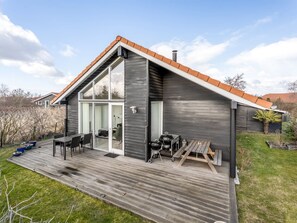 Outdoor dining - "Safina" - 1km from the sea by Interhome (Væggerløse)