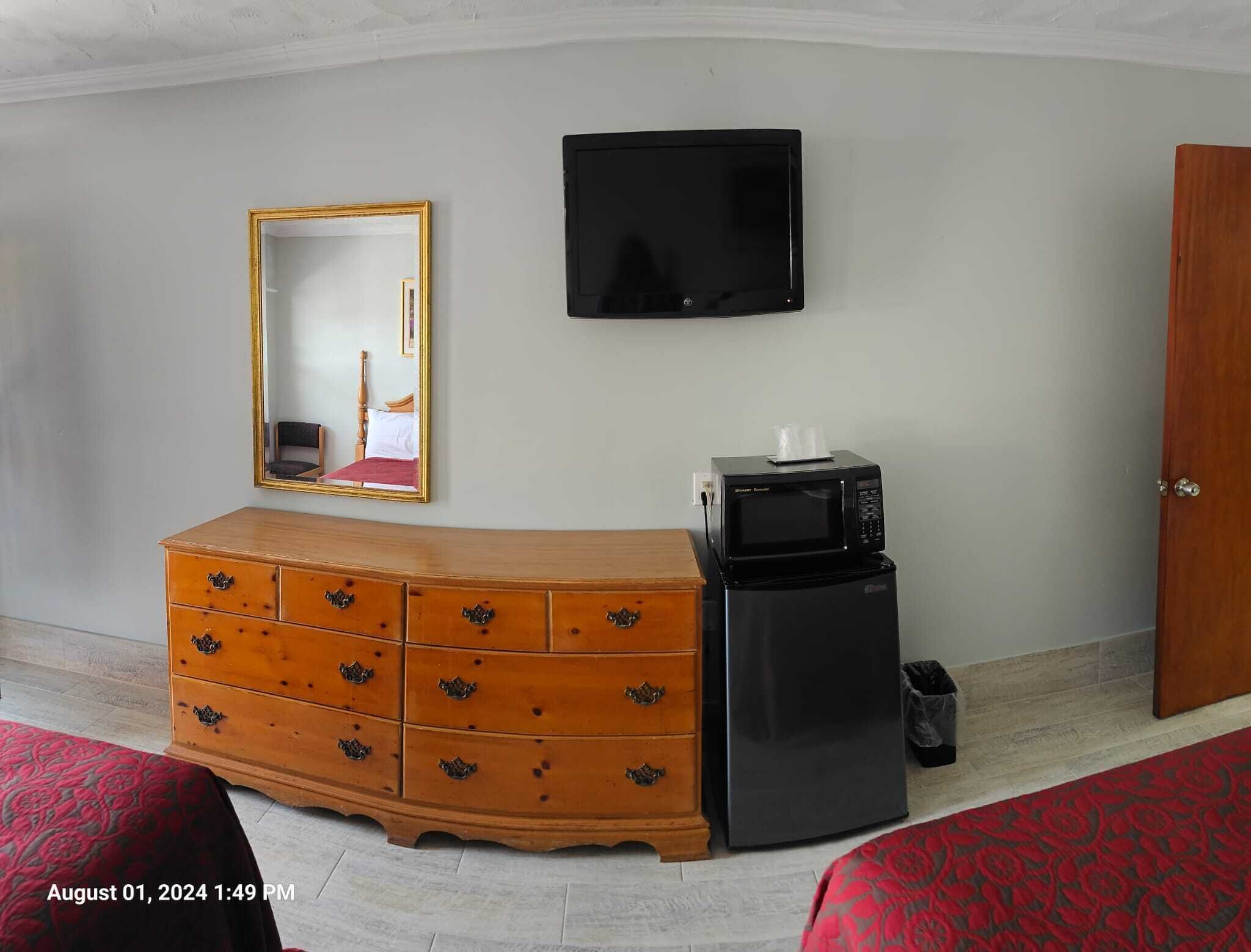 Deluxe Double Room, 2 Double Beds | Room amenity