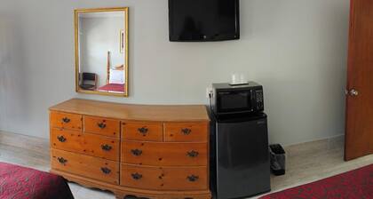 Deluxe Inn Elkton