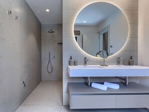 Towels - La Mari by Interhome (Tinjan)