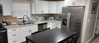 Getaway or stay in Afton, TN! 15 minutes from I-81 and Downtown Greeneville, TN!