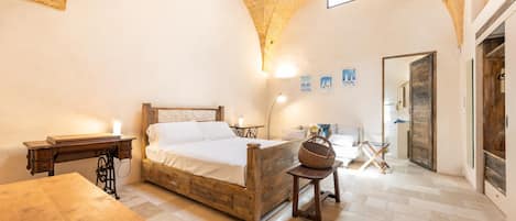 3 chambres, fer et planche à repasser, lit parapluie, Wi-Fi gratuit