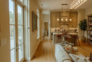 Nicht klassifiziertes Bild, 2 von 6, Schaltfläche