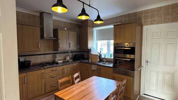 Rumah, 3 kamar tidur, patio | Interior