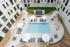 Pool - Sleepover | Chic Studio + Gym/Sauna - Omaha (Omaha)