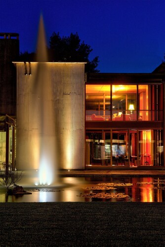 A villa designed by Tobia Scarpa, surrounded by nature.