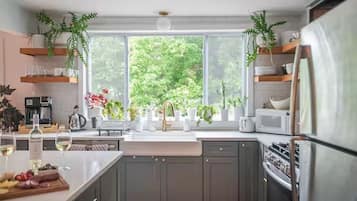 Microwave, oven, stovetop, dishwasher