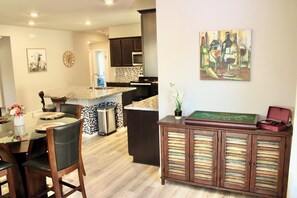 Dining - Sail Room in a Temple Haven. (Temple)