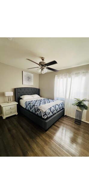 3 bedrooms, free WiFi, bed sheets - The Cozy Inn (Phoenix)