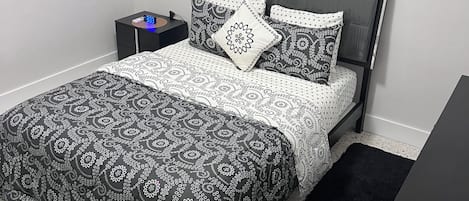1 bedroom, iron/ironing board, free WiFi, bed sheets